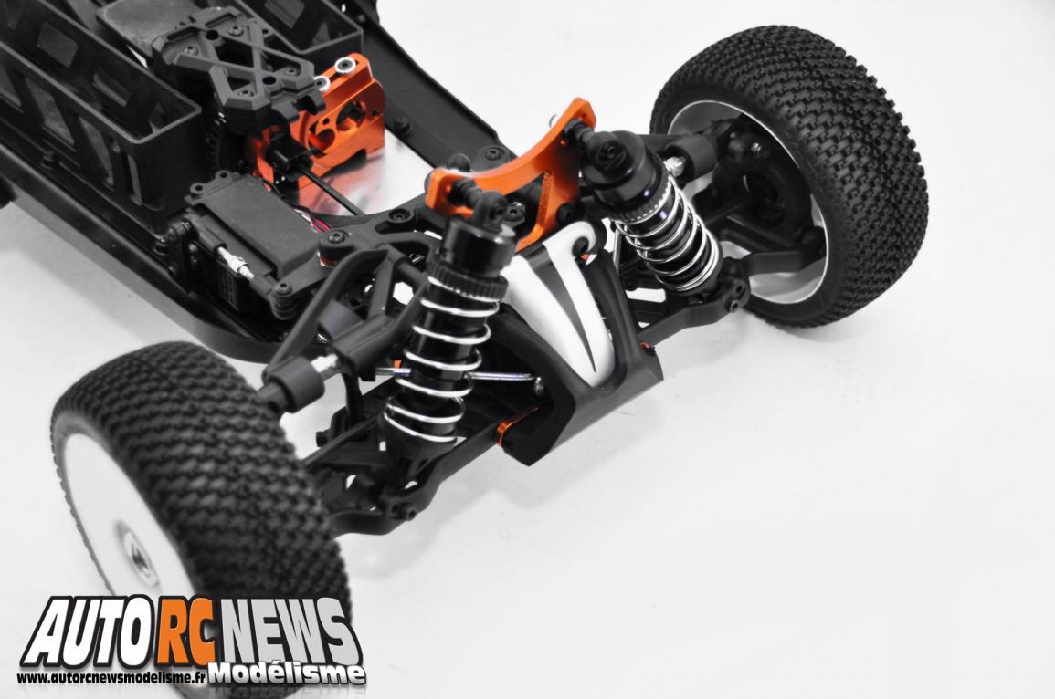 Hobao Hyper SSe Brushless RTR Nouveau TT 1/8ème électrique brushless Hobao sur base Hyper SS, avec un moteur brushless et des accus Li-po.