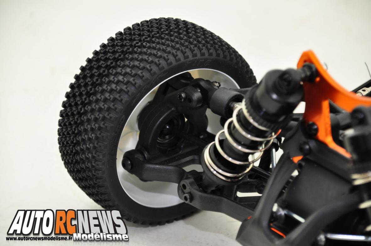 Hobao Hyper SSe Brushless RTR Nouveau TT 1/8ème électrique brushless Hobao sur base Hyper SS, avec un moteur brushless et des accus Li-po.