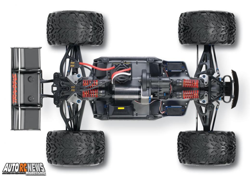 Comme l'indique clairement son intitulé, leTraxxas E-Revo 4x4 1/10 Brushless - Lipo - Telemétrie - 1/10ème électrique dispose d'une télémetrie embarquée à son bord.