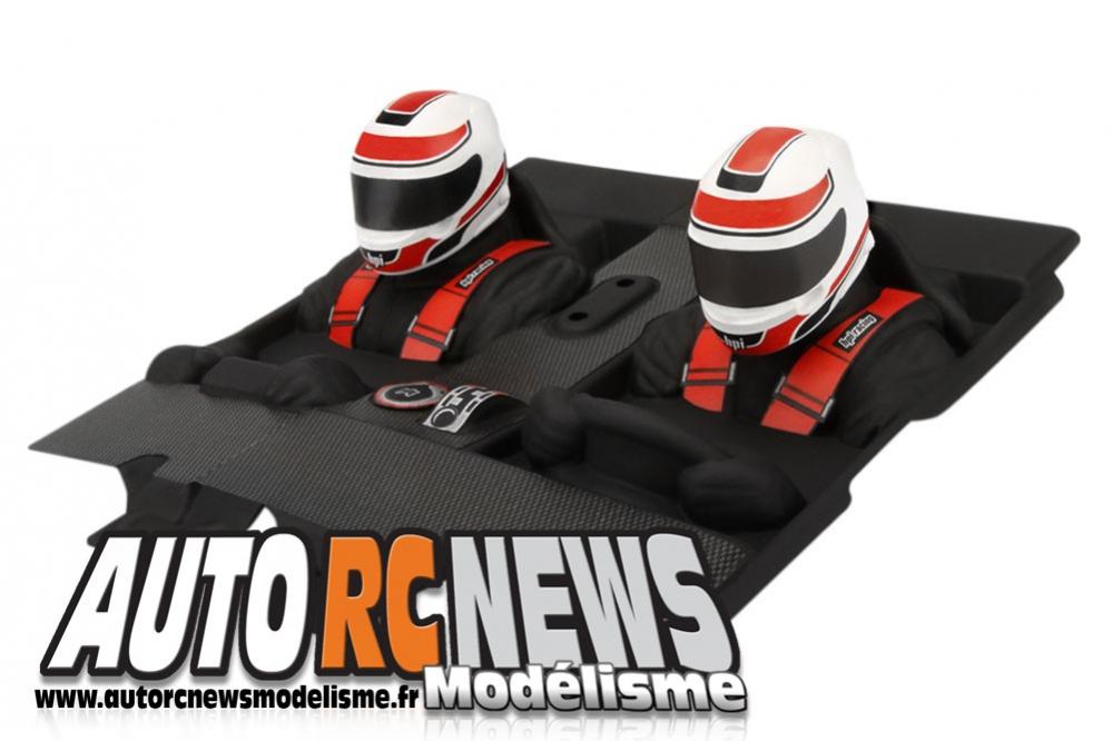 Chez HPI, le Coyote Desert Buggy RTR est également disponible dans la gamme des engins équipés d'un arceau cage.