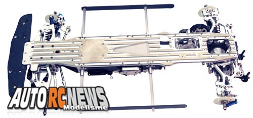 Voici la nouvelle Harm SX-3 013 Champion Edition. Il s'agit d'un modèle de compétition qui s'adresse à la catégorie piste 1/5ème.
