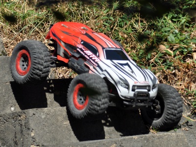 Le nouveau MTAe brushless de chez Thunder Tiger débarque prochainement en France. Préparez-vous à l'offensive ! Le nouveau MTAe brushless de chez Thunder Tiger débarque prochainement en France. Préparez-vous à l'offensive !